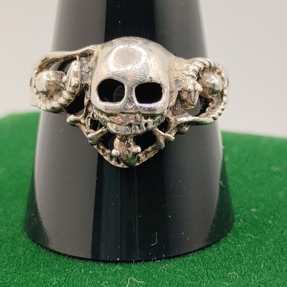 HAN Ram Horns Skull Ring in Sterling Silver size 11 - Picture 1 of 8